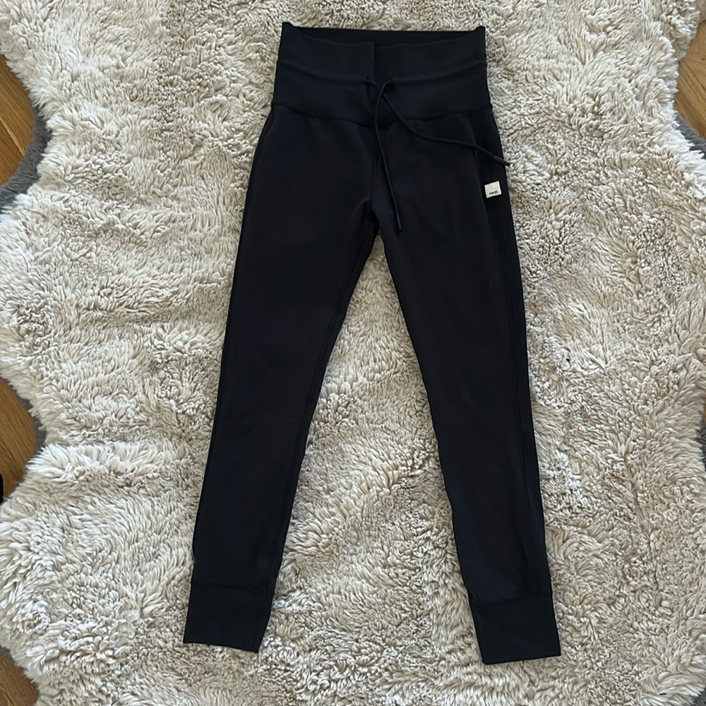 Vuori leggings black with draw strip size small